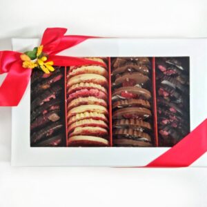 CUTIE MEDIANTS DIN CIOCOLATA CU MIX DE SEMINȚE SI FRUCTE CONFIATE